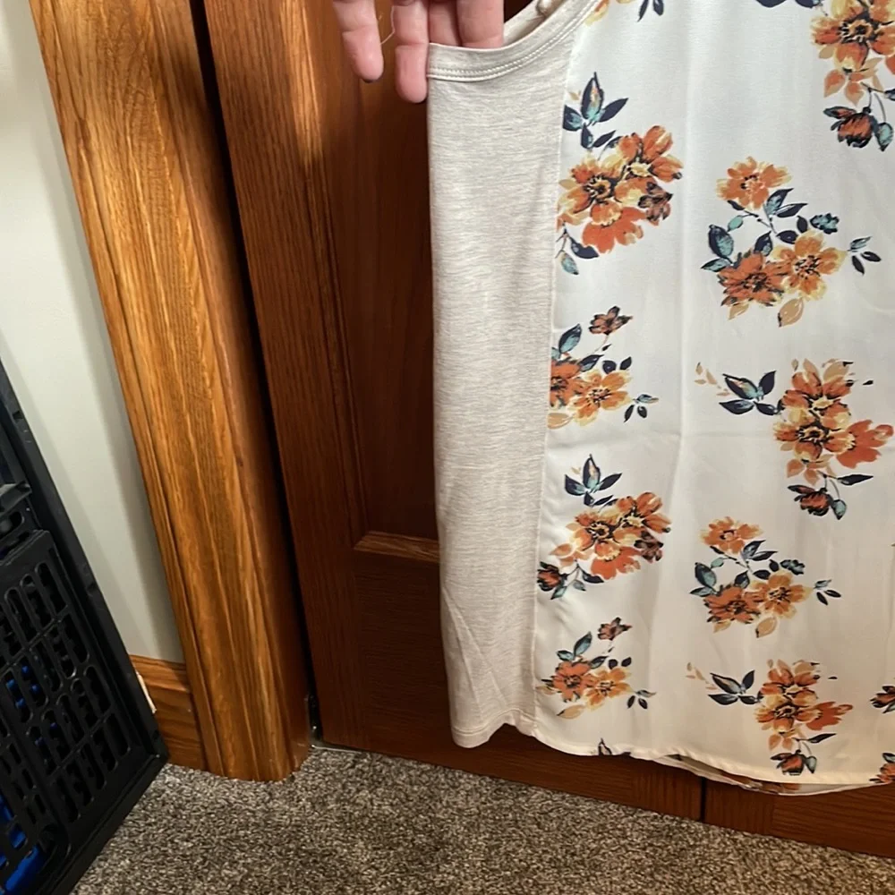 Maurice’s cream sheer  tank. Never worn. Would need a cami underneath. - Picture 4 of 5